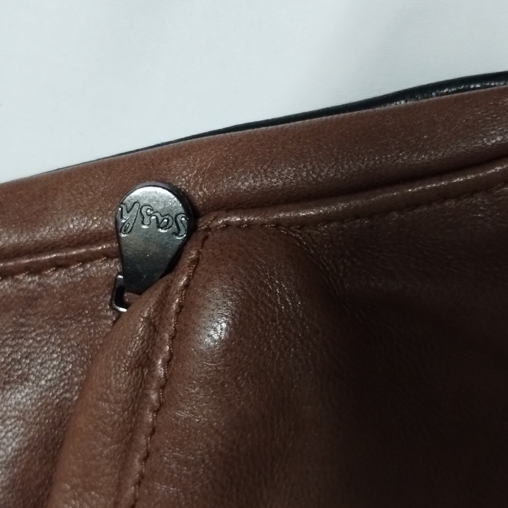 Brown Leather Hobo Crossbody Bag - Picture 3 of 5